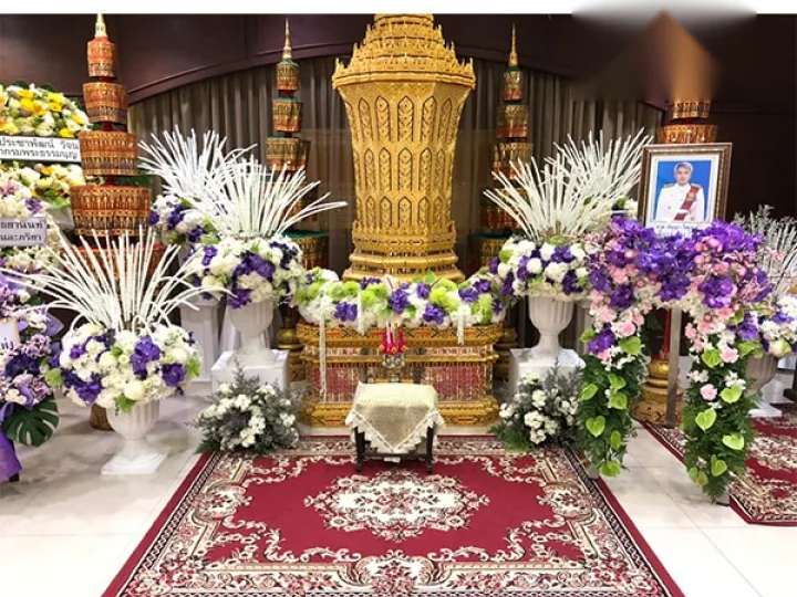 ผลงานจัดดอกไม้หน้าโลงพระสงฆ์ งานศพจริง Funeral Decor