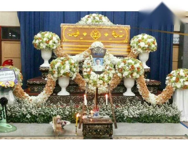 ดอกไม้งานศพ เขตหนองแขม เพชรเกษม ส่งตรงเวลา จัดดอกไม้งานศพ กรุงเทพ