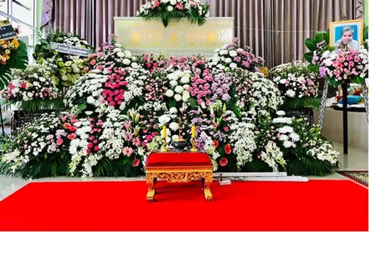 ผลงานจัดดอกไม้หน้าโลง จริง Funeral Decor