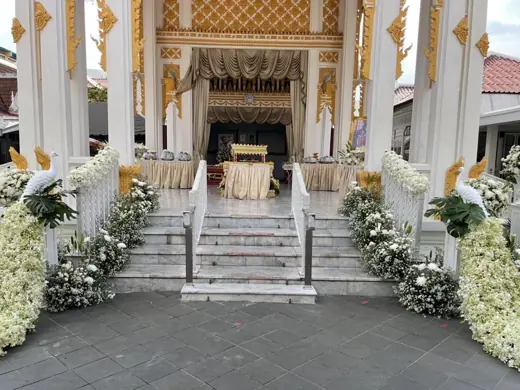 ผลงานจัดดอกไม้หน้าโลงพระสงฆ์ งานศพจริง Funeral Decor