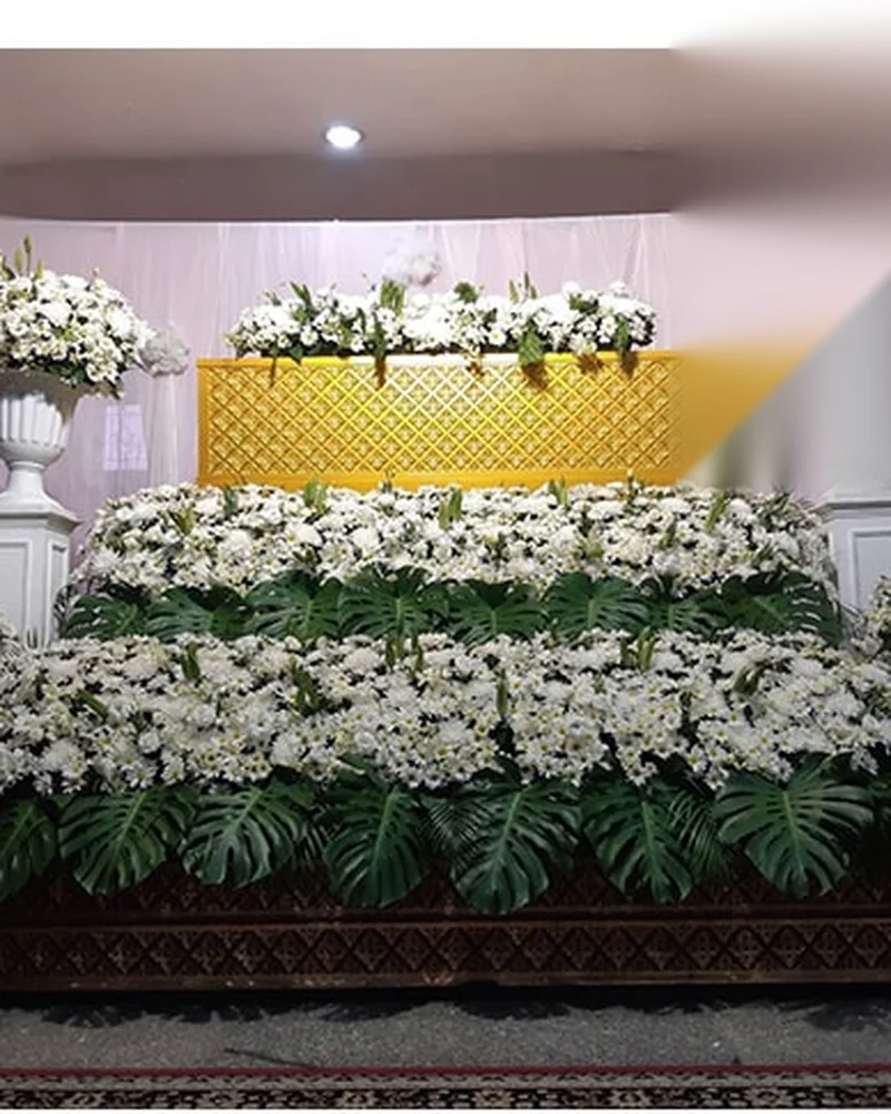 ดอกไม้หน้าศพ ชุดเรือนขวัญ นิรันดร์ จัดดอกไม้งานศพ กรุงเทพ